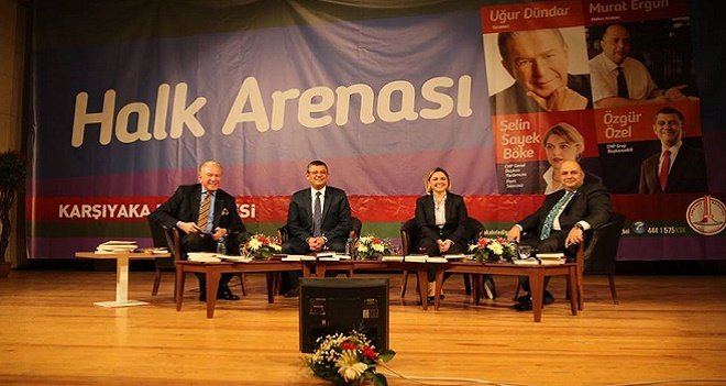 Uğur Dündar ile Halk Arenası Karşıyaka'da büyük ilgi gördü