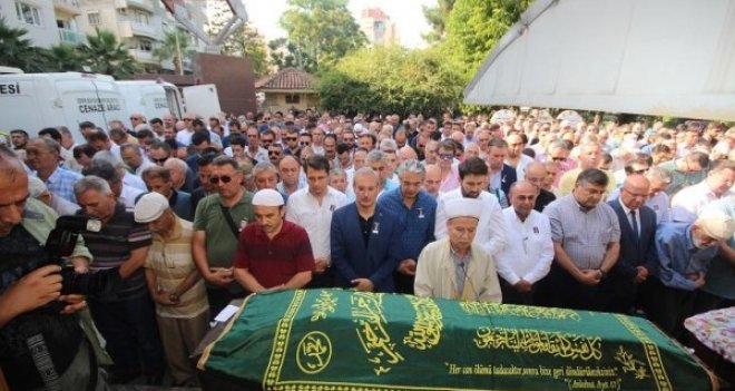 Uğur Yıldırım'ın babası son yolculuğuna uğurlandı