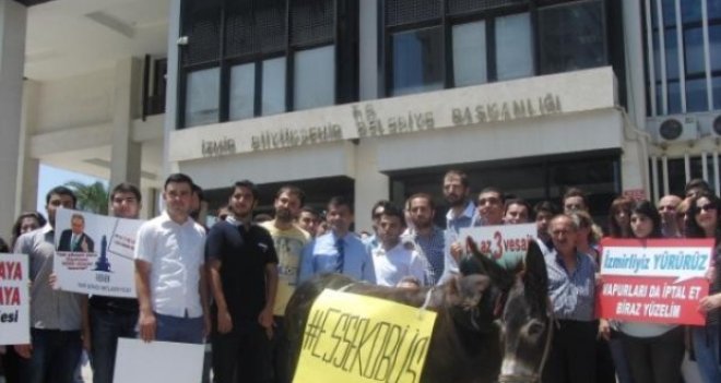 ULAŞIM DÜZENLEMESİNE EŞEKLİ PROTESTO