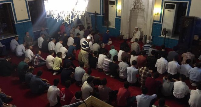 Ülkü Ocakları, darbe şehitlerine mevlit okuttu