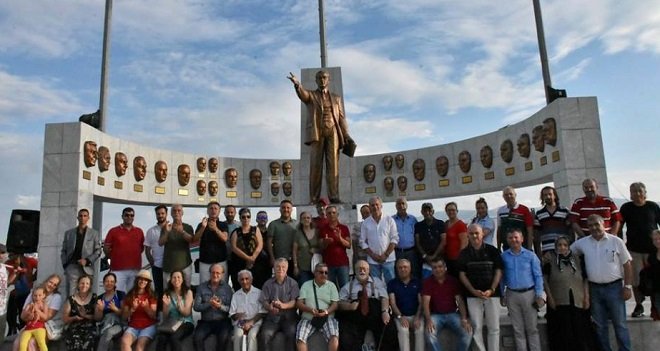 Ulu önderimizin KSK'yi ziyaretini kutladılar...