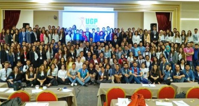 Ulusal Gençlik Parlamentosu Bornova’da toplanıyor