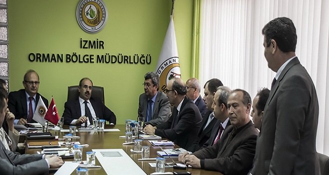 Üzmez: Vatandaşı üzen personeli biz de üzeriz...