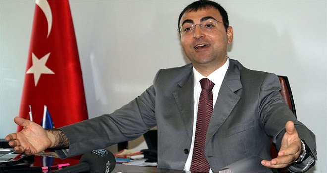 VALİ TOPRAK BEL FITIĞI AMELİYATI OLDU