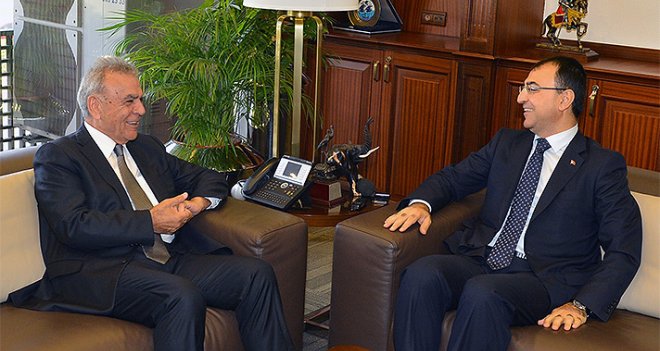 Vali Toprak, Kocaoğlu'na veda etti