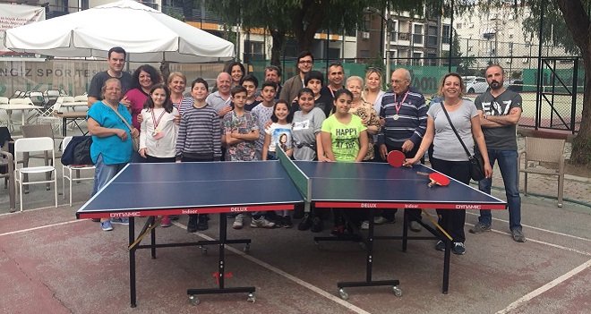 Veliler oynadı, sporcular seyretti…