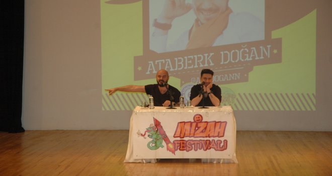 Vine fenomenleri öğrencilerle bir araya geldi