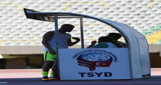 Yargı ve Güvenlik Muhabirleri Derneği'nden de Behram'a kınama