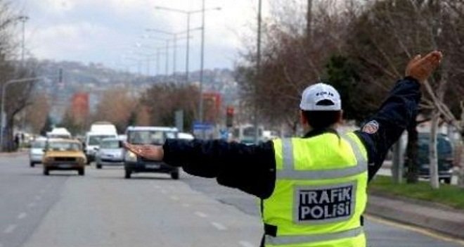 YARIŞ YAPAN VE MODİFİYELİ ARABALARA CEZA YAĞDI