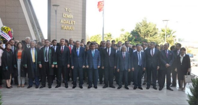 Yeni adli yıl törenle açıldı