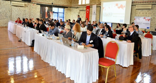 Yenilenebilir enerji için İzmir’de buluştular