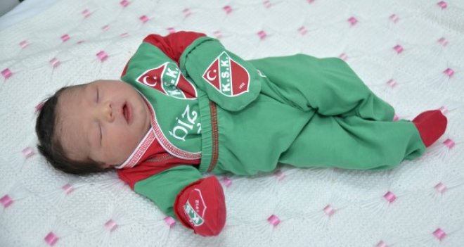 Yiğit Erboy baba oldu...