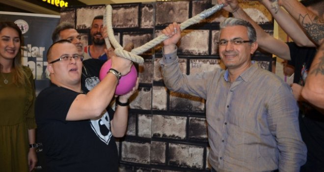 Zihinlerdeki duvar yıkıldı