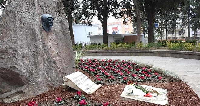 Zübeyde Hanım Anıt Mezarı yanındaki tuvalet için yürütmeyi durdurma kararı...