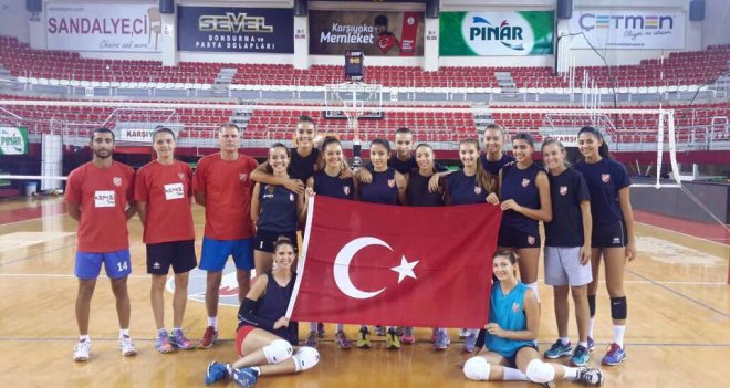 Zübeyde Hanımın Kızları taraftarıyla buluşuyor